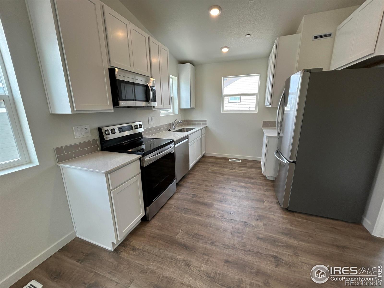 MLS Image #4 for 3728  pinnacles court,evans, Colorado
