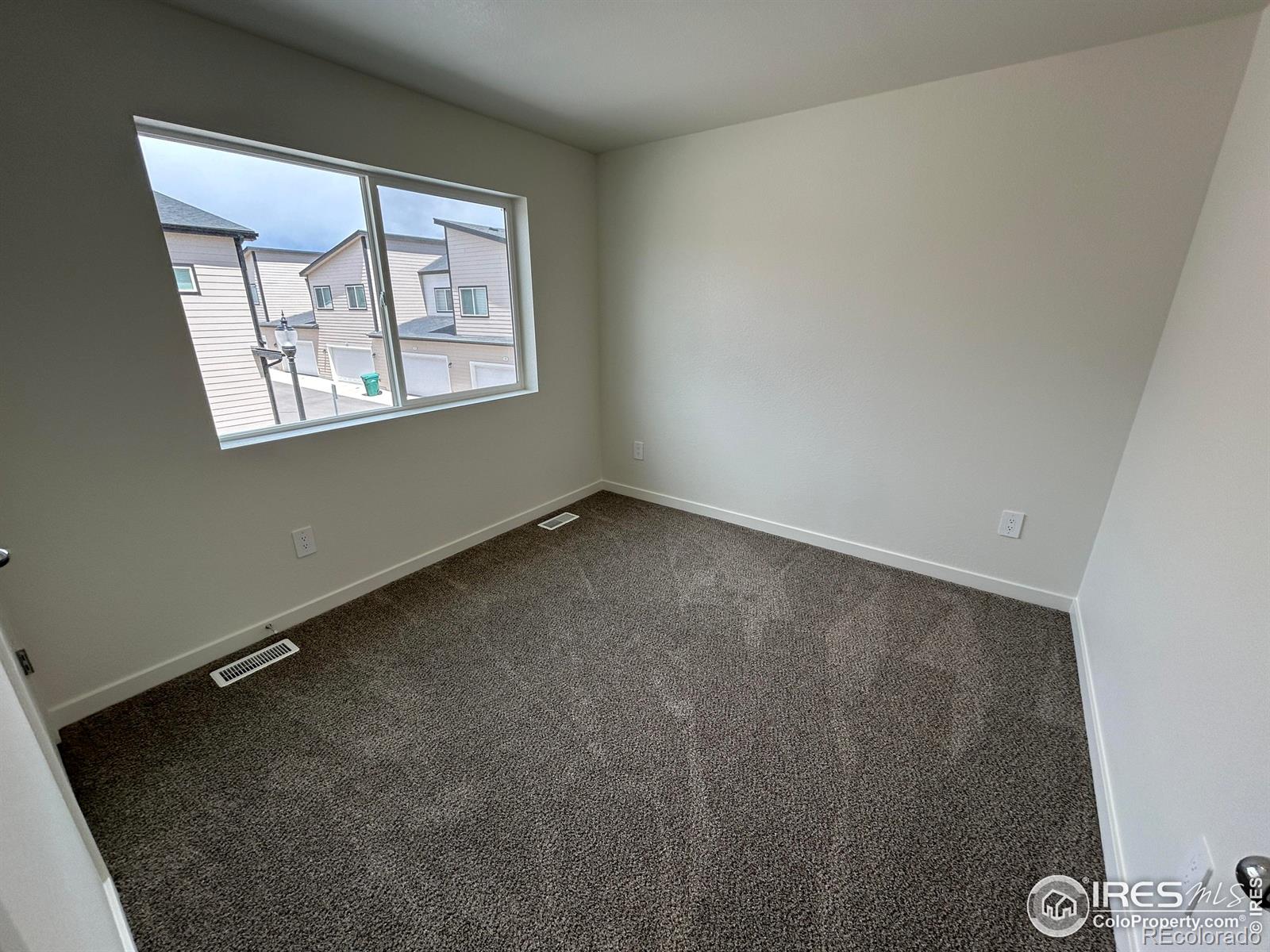 MLS Image #5 for 3728  pinnacles court,evans, Colorado