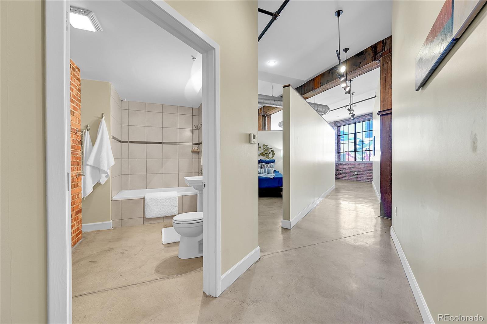 MLS Image #6 for 2500  walnut street,denver, Colorado