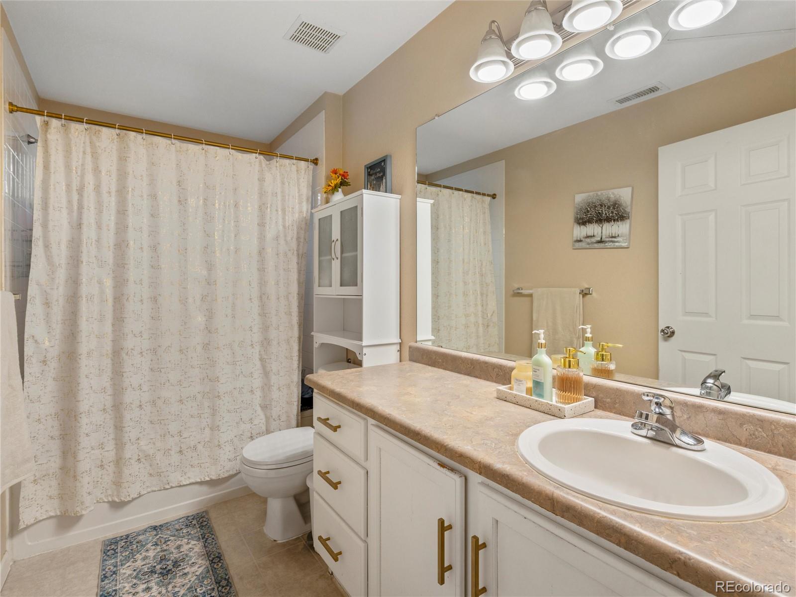 MLS Image #10 for 5800  tower road,denver, Colorado