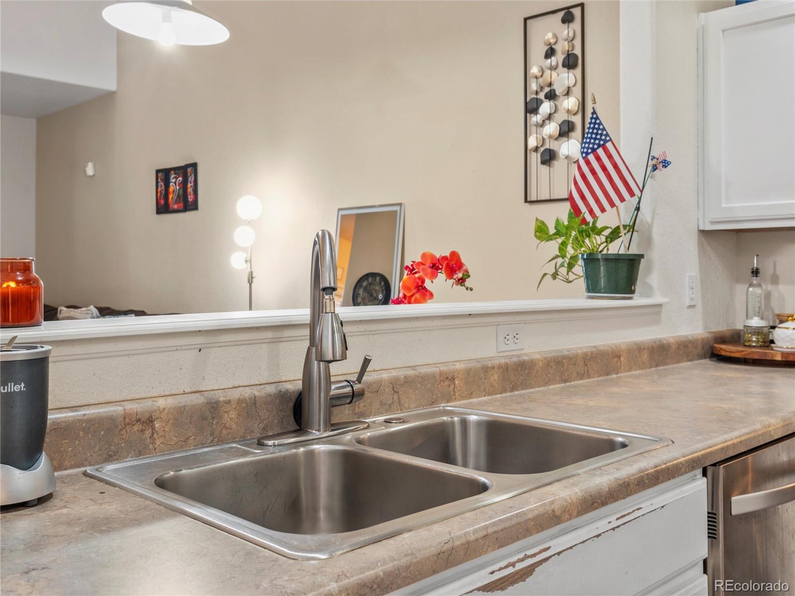 MLS Image #5 for 5800  tower road,denver, Colorado
