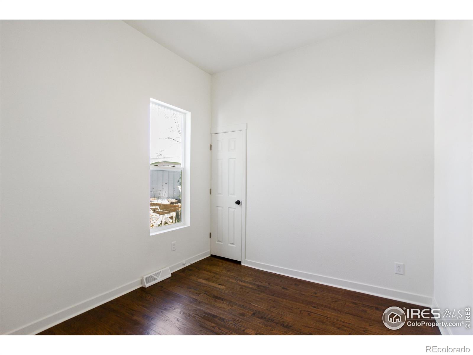 MLS Image #12 for 31250  1st street,gill, Colorado