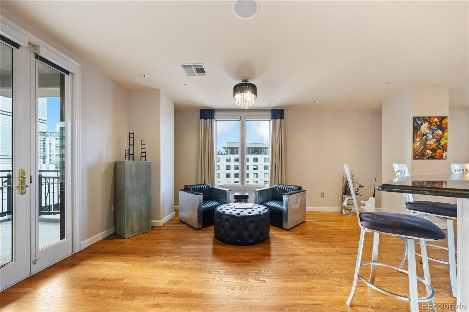 MLS Image #18 for 1827 n grant street,denver, Colorado