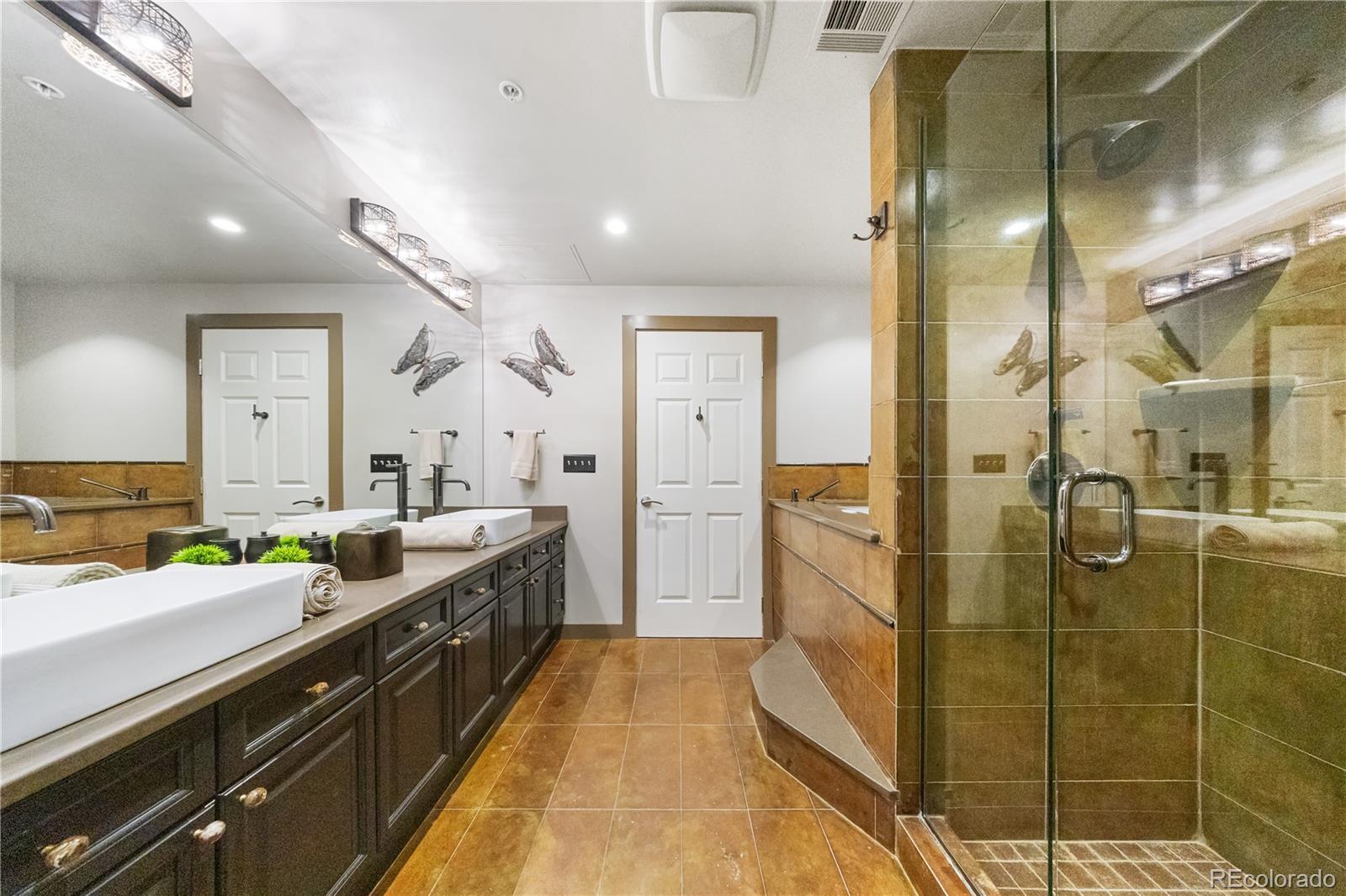 MLS Image #30 for 1827 n grant street,denver, Colorado