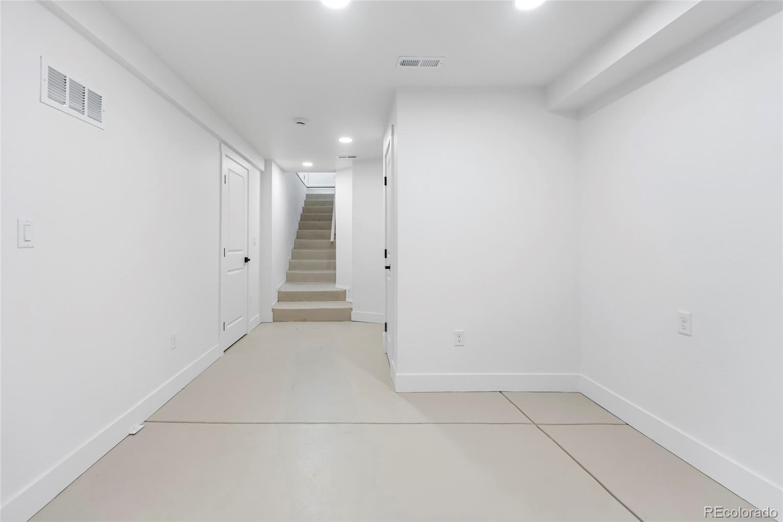 MLS Image #26 for 4745 n clay street,denver, Colorado