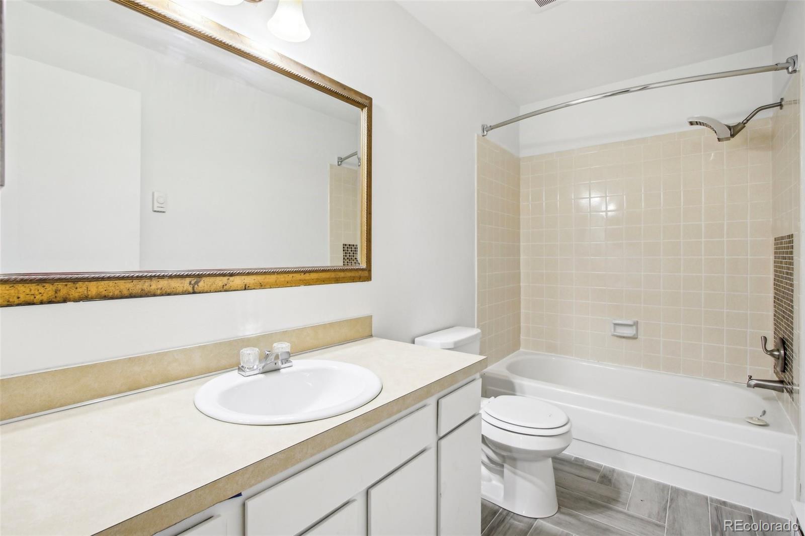 MLS Image #14 for 18830 e 16th place,aurora, Colorado