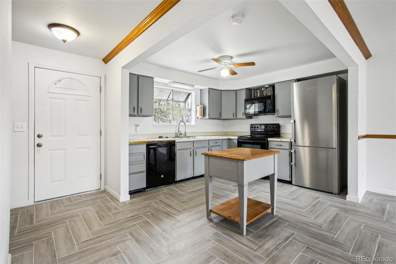 MLS Image #5 for 18830 e 16th place,aurora, Colorado
