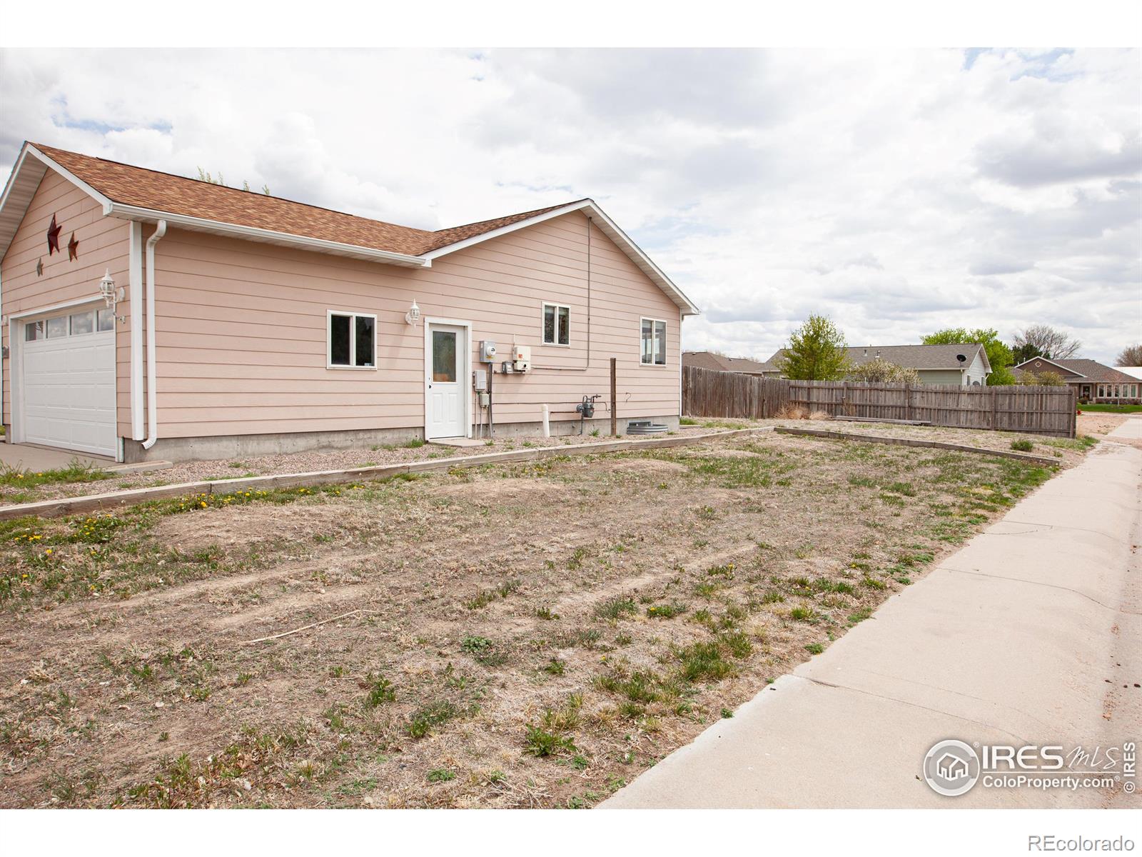 MLS Image #3 for 721  mindy court,sterling, Colorado