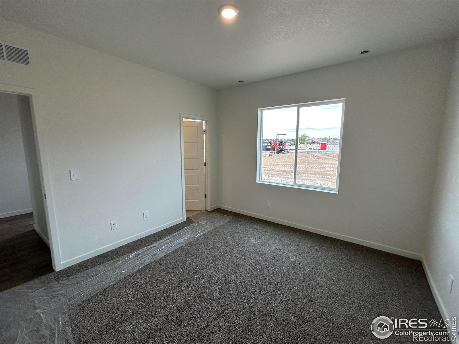 MLS Image #5 for 3905  kobuk street,evans, Colorado