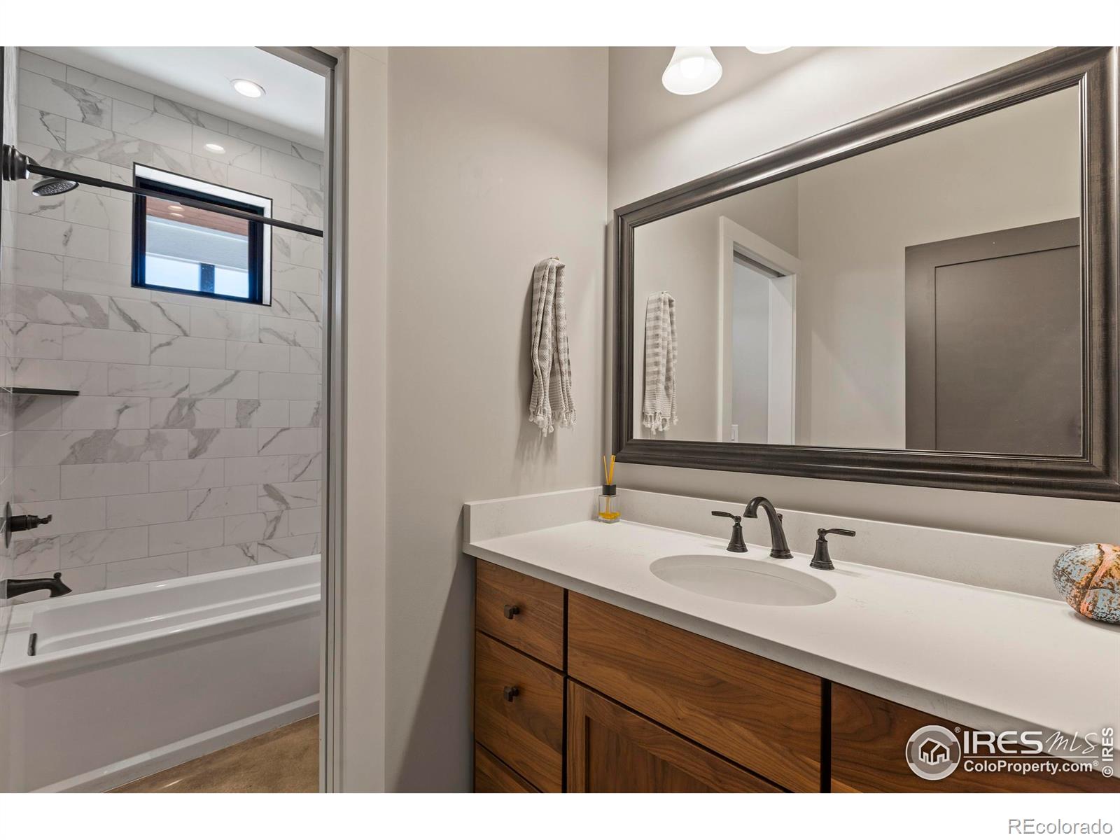 MLS Image #22 for 210  starbright court,wellington, Colorado