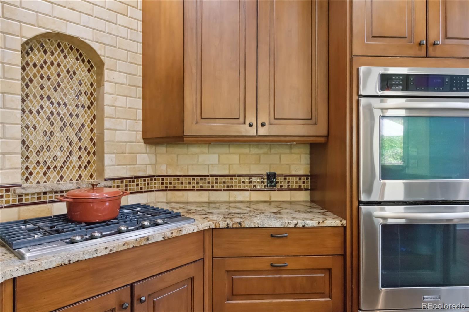 MLS Image #11 for 11302 e ida court,englewood, Colorado