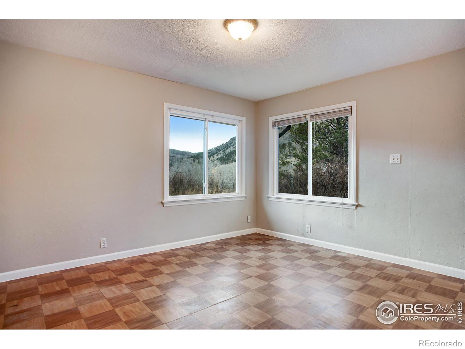 MLS Image #26 for 1268  ohana way,bellvue, Colorado