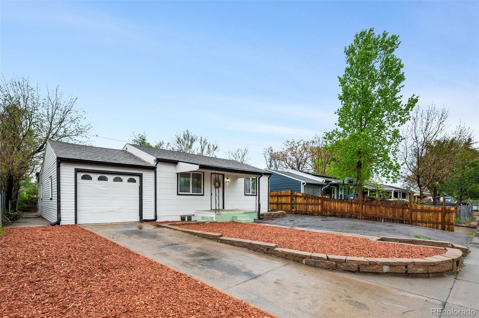 MLS Image #1 for 7841  oneida street,commerce city, Colorado