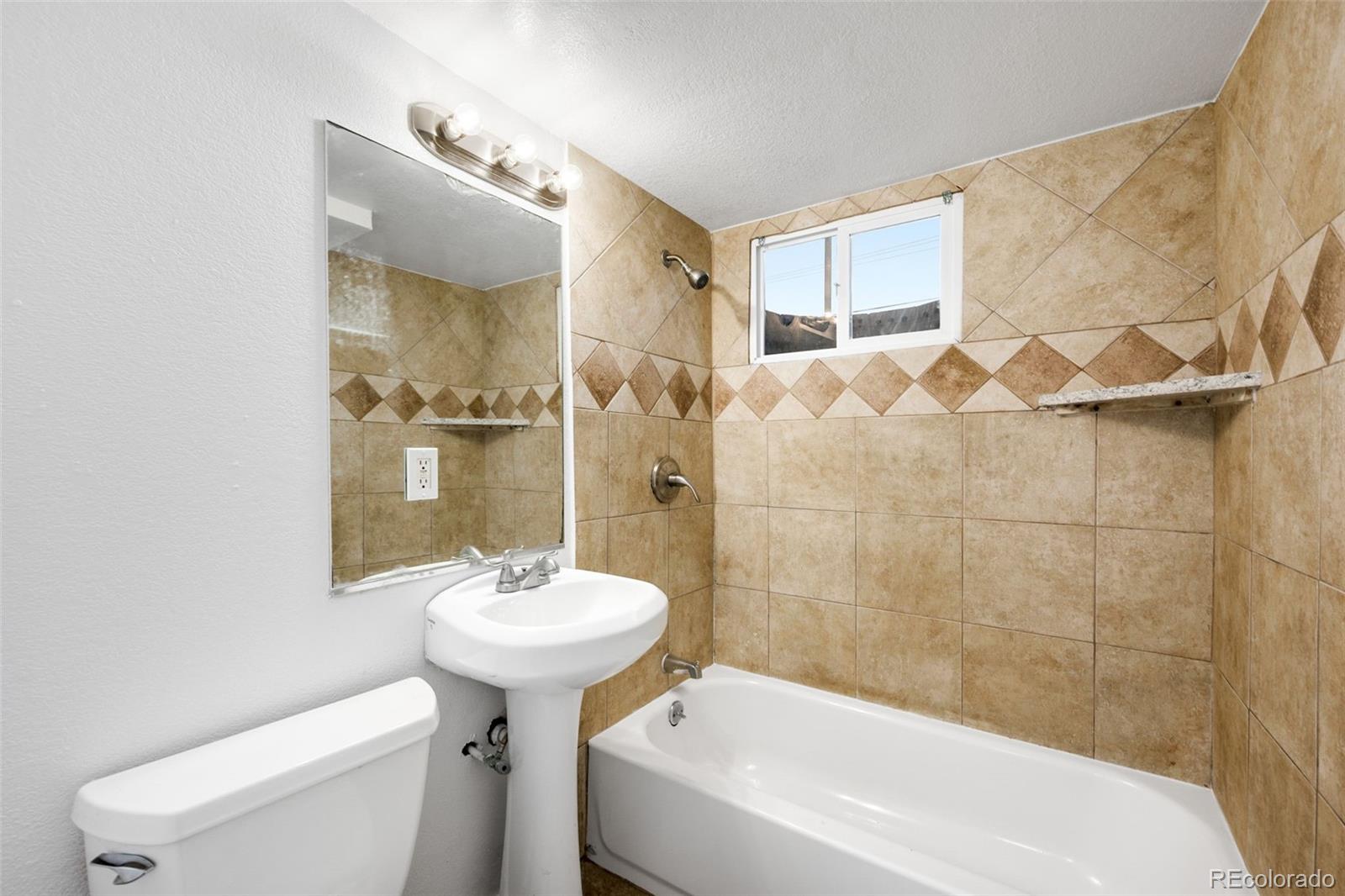 MLS Image #12 for 7841  oneida street,commerce city, Colorado