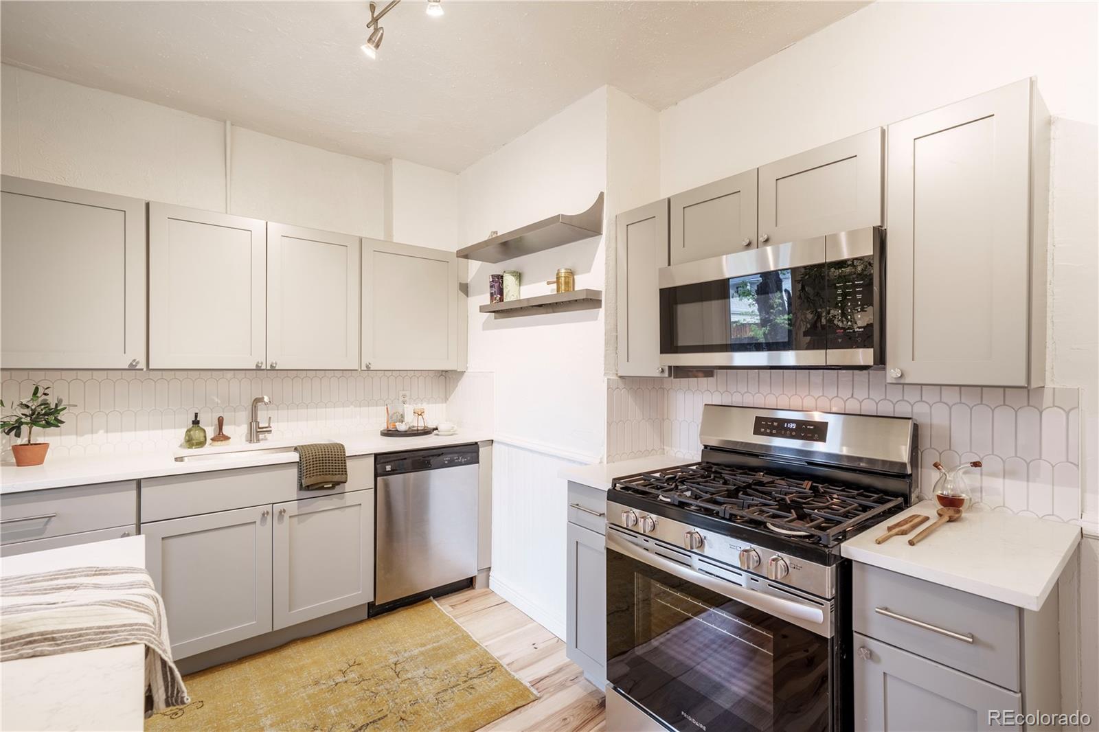 MLS Image #21 for 4467 w 30th avenue,denver, Colorado