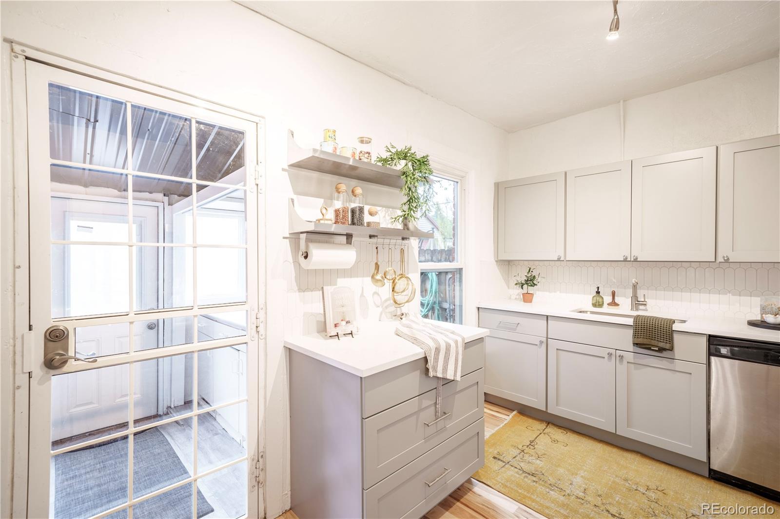 MLS Image #23 for 4467 w 30th avenue,denver, Colorado