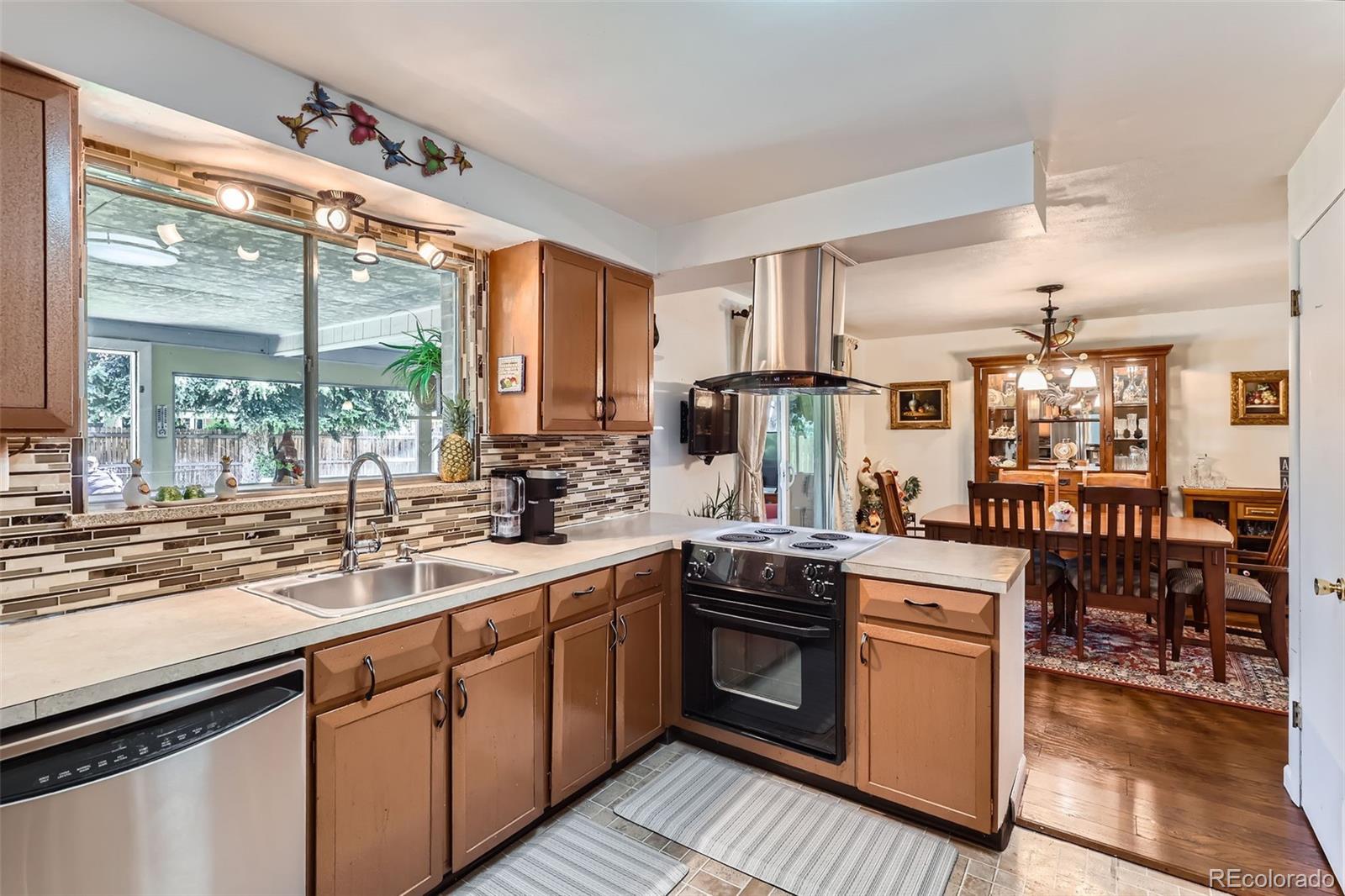 MLS Image #11 for 6436  otis street,arvada, Colorado
