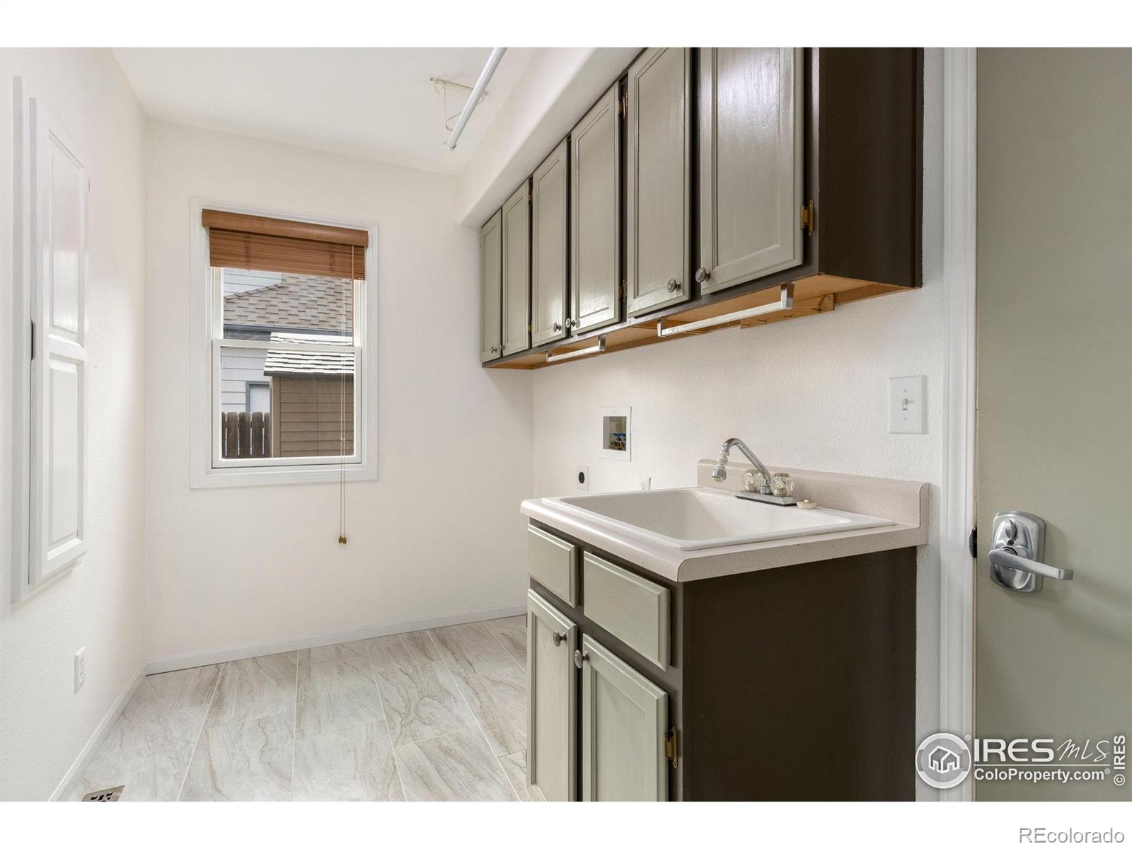 MLS Image #15 for 2719  rochdale court,fort collins, Colorado