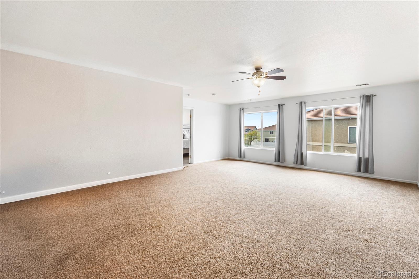 MLS Image #16 for 21354 e 51st avenue,denver, Colorado