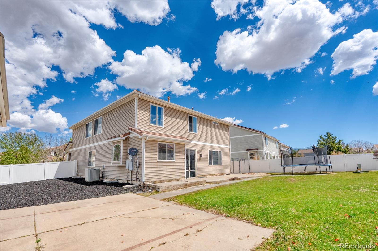 MLS Image #20 for 21354 e 51st avenue,denver, Colorado