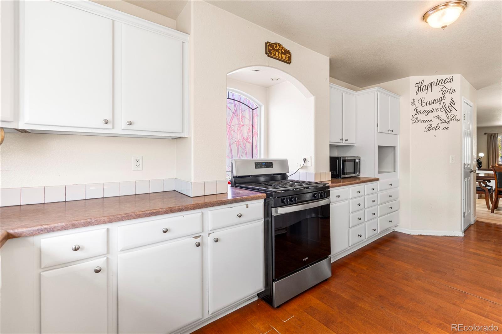 MLS Image #4 for 21354 e 51st avenue,denver, Colorado