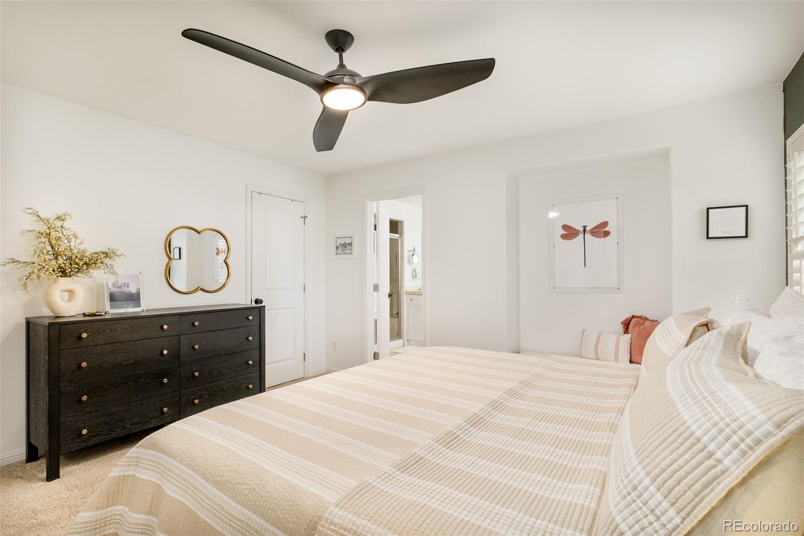 MLS Image #17 for 150 s harrison street,denver, Colorado