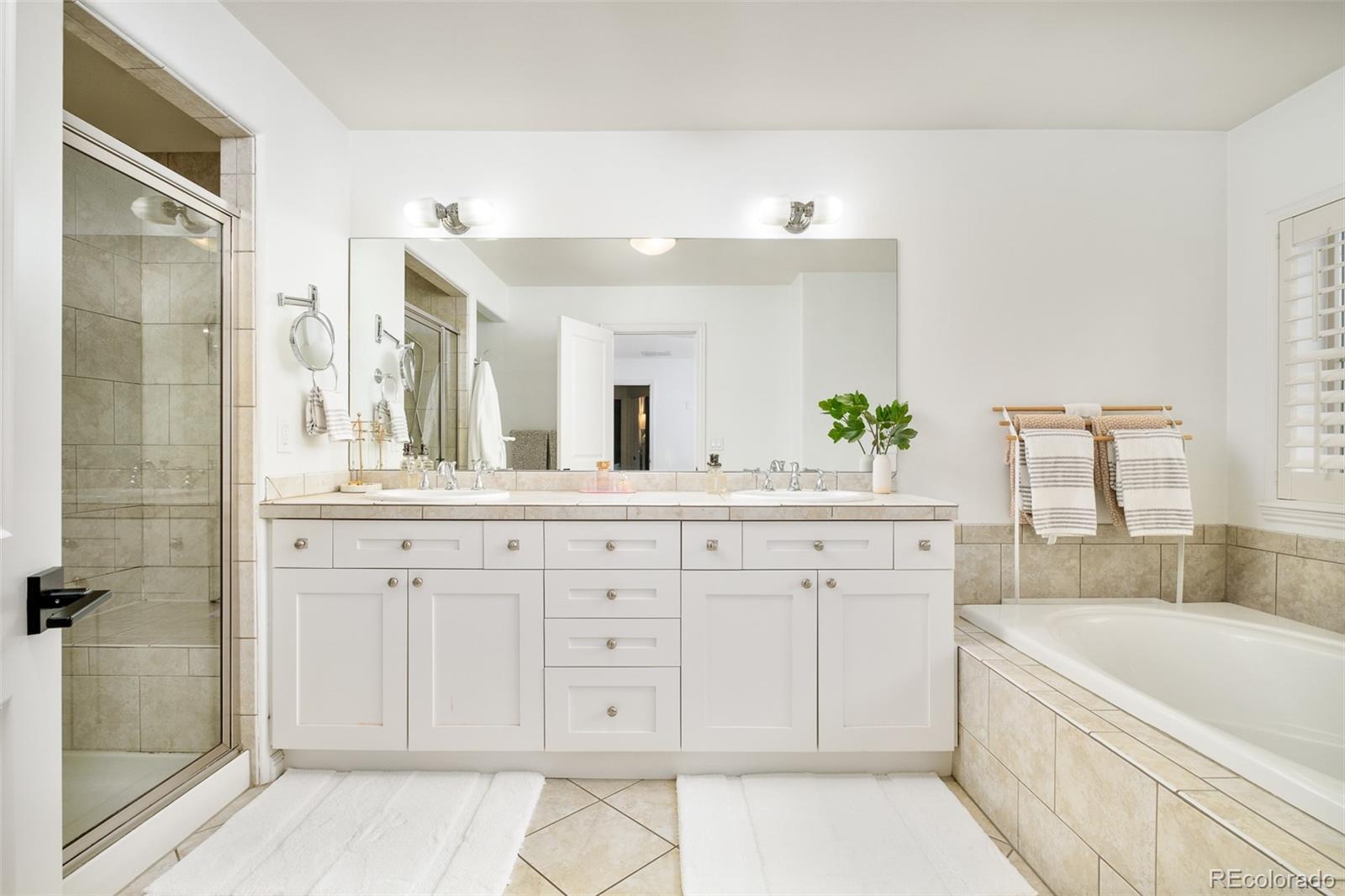 MLS Image #19 for 150 s harrison street,denver, Colorado
