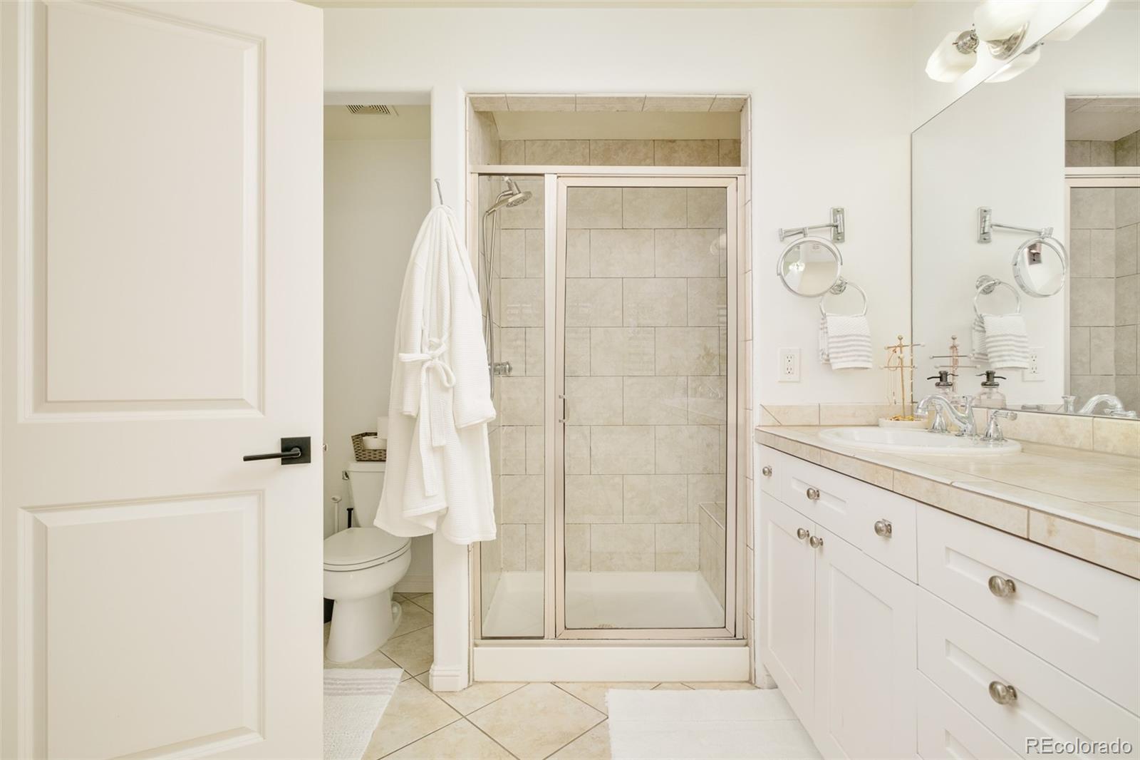MLS Image #20 for 150 s harrison street,denver, Colorado