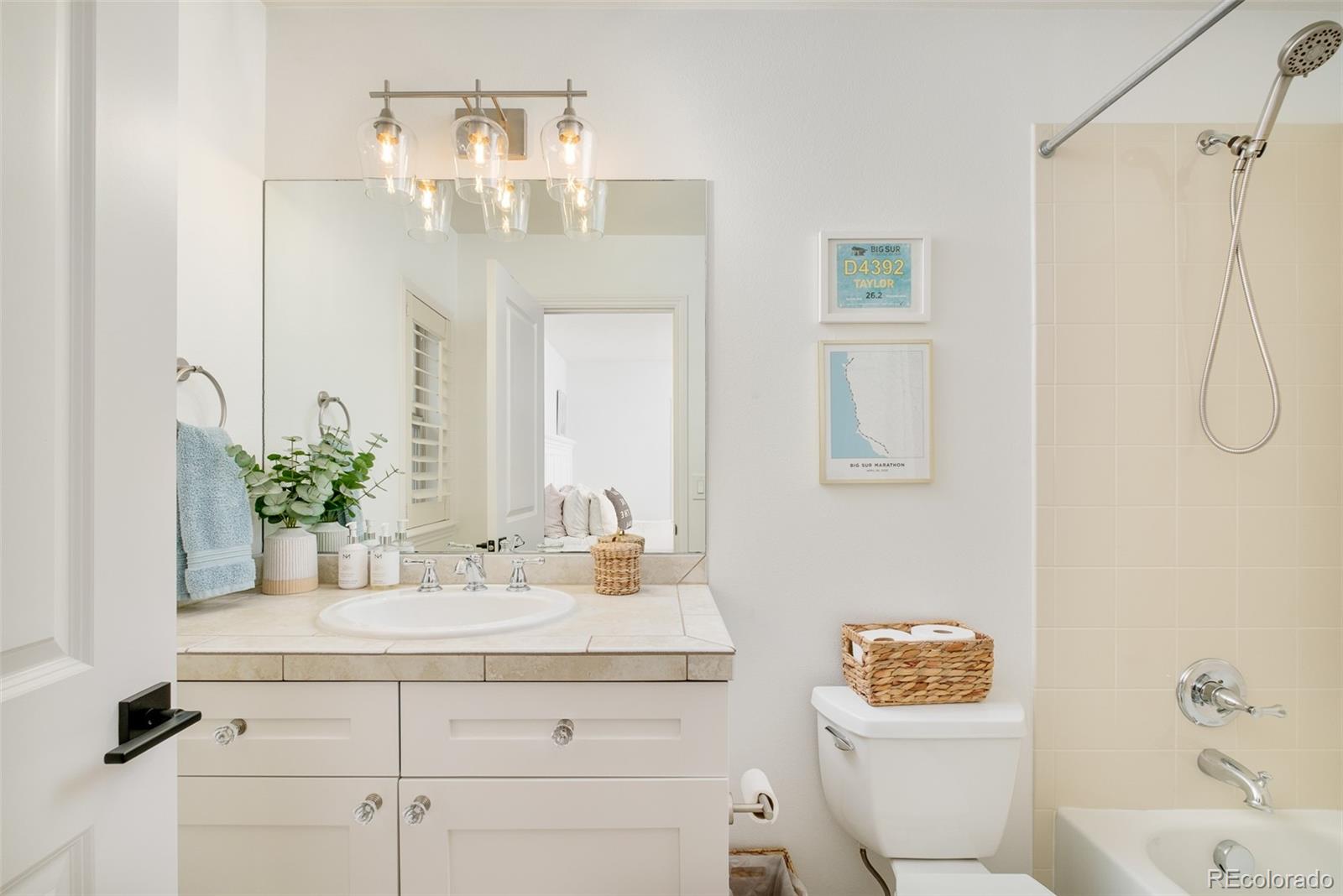 MLS Image #26 for 150 s harrison street,denver, Colorado