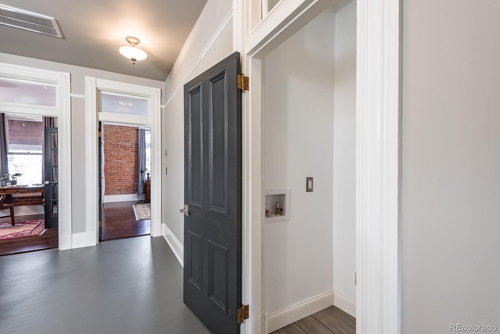 MLS Image #17 for 131 n sherman street,denver, Colorado