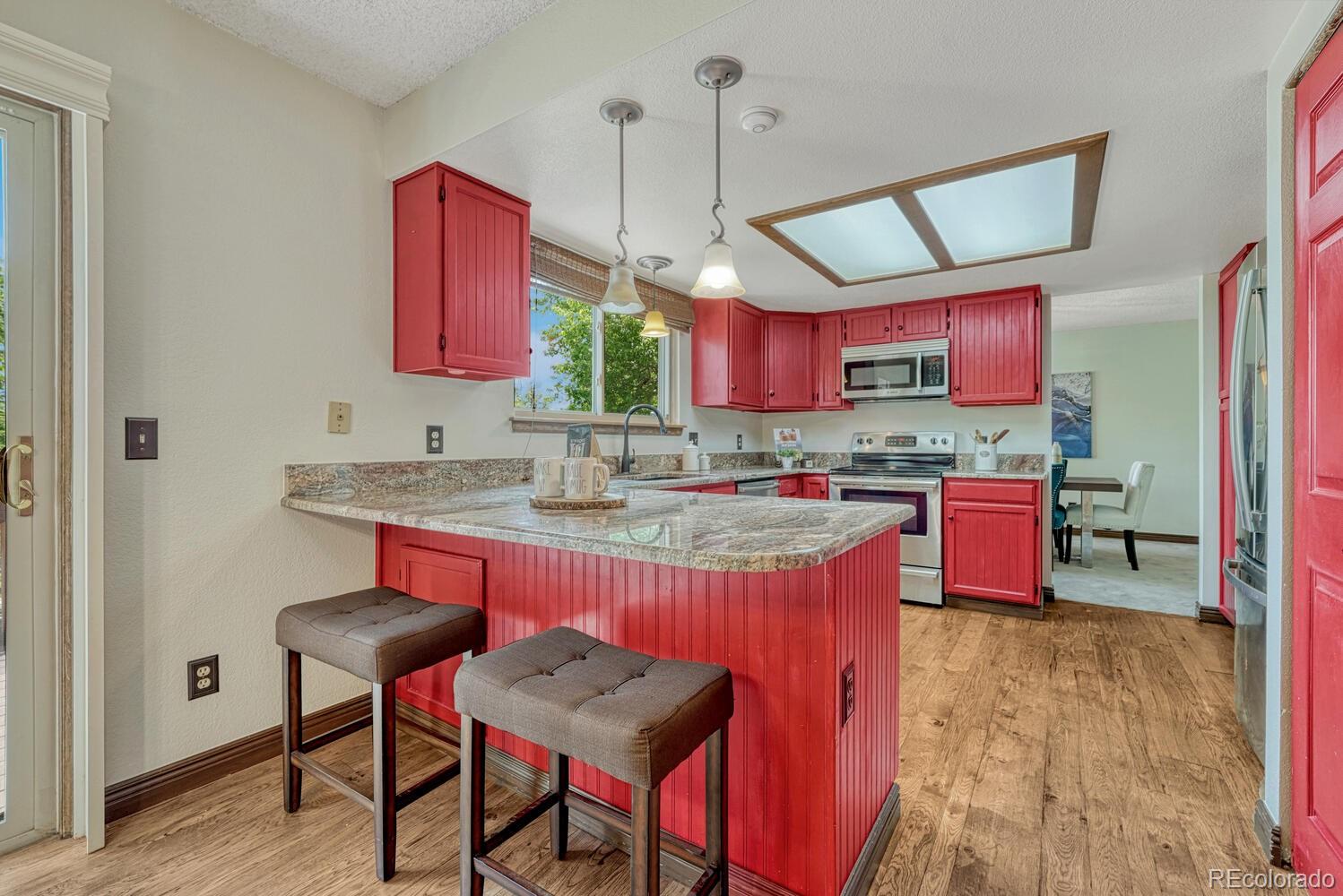 MLS Image #11 for 302  northridge road,highlands ranch, Colorado