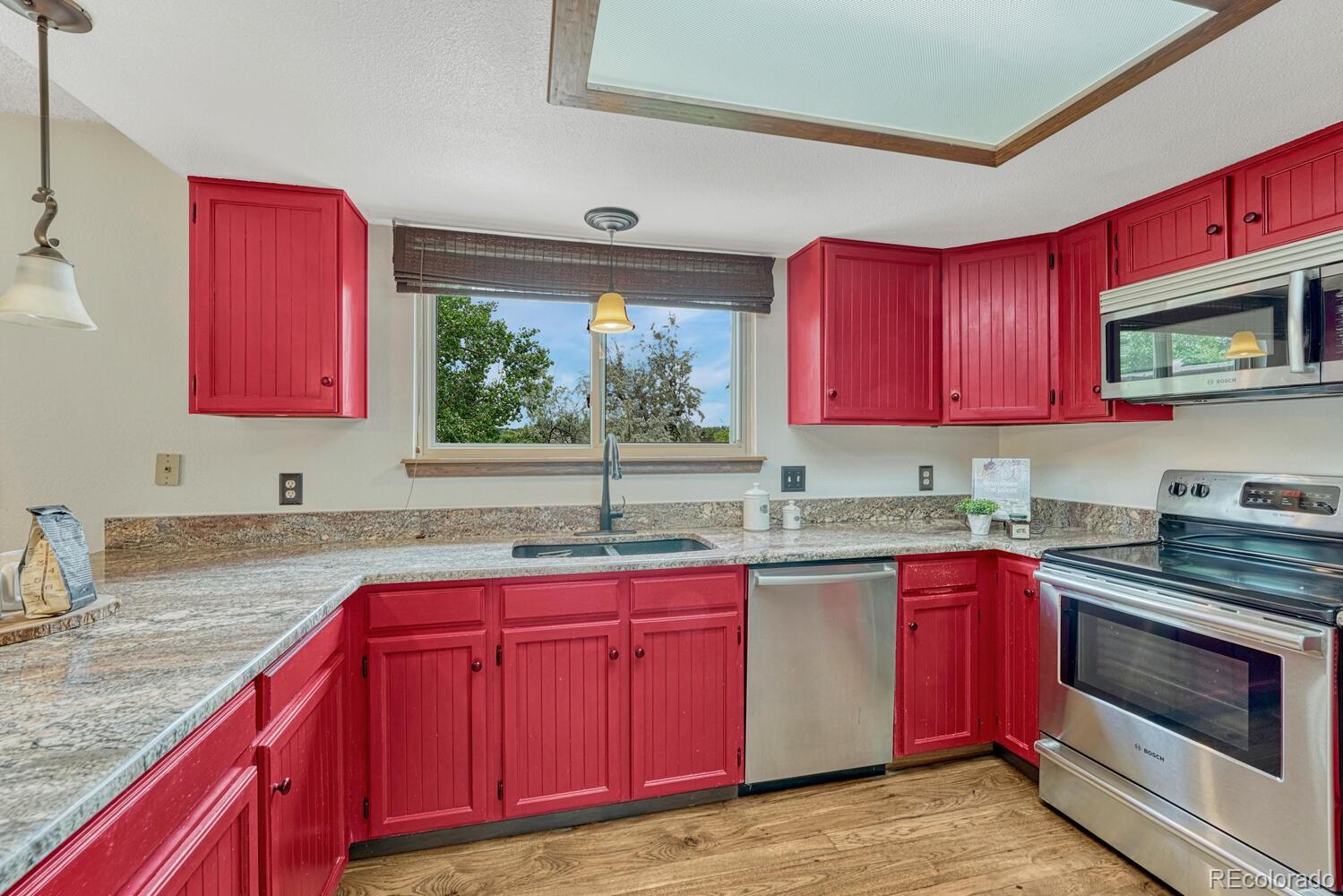 MLS Image #12 for 302  northridge road,highlands ranch, Colorado