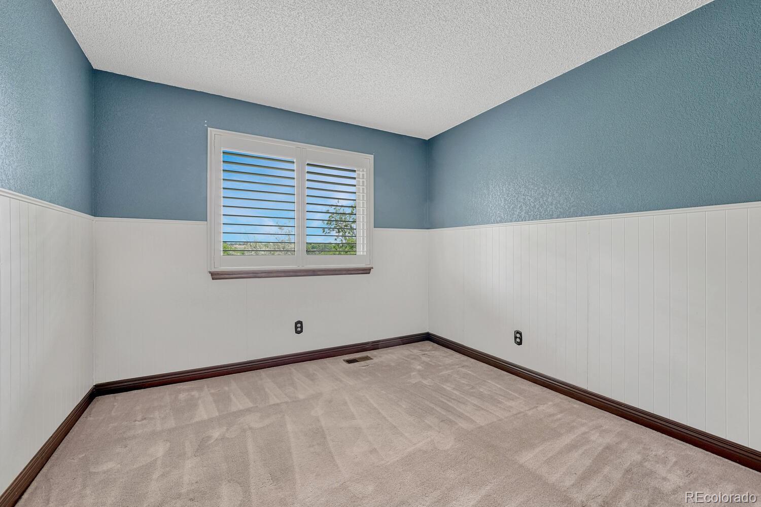 MLS Image #24 for 302  northridge road,highlands ranch, Colorado