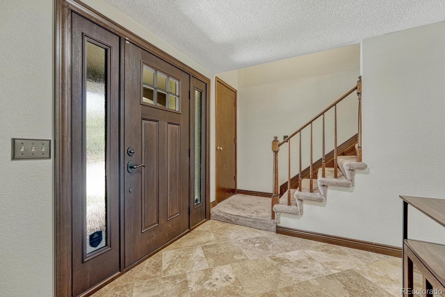 MLS Image #3 for 302  northridge road,highlands ranch, Colorado