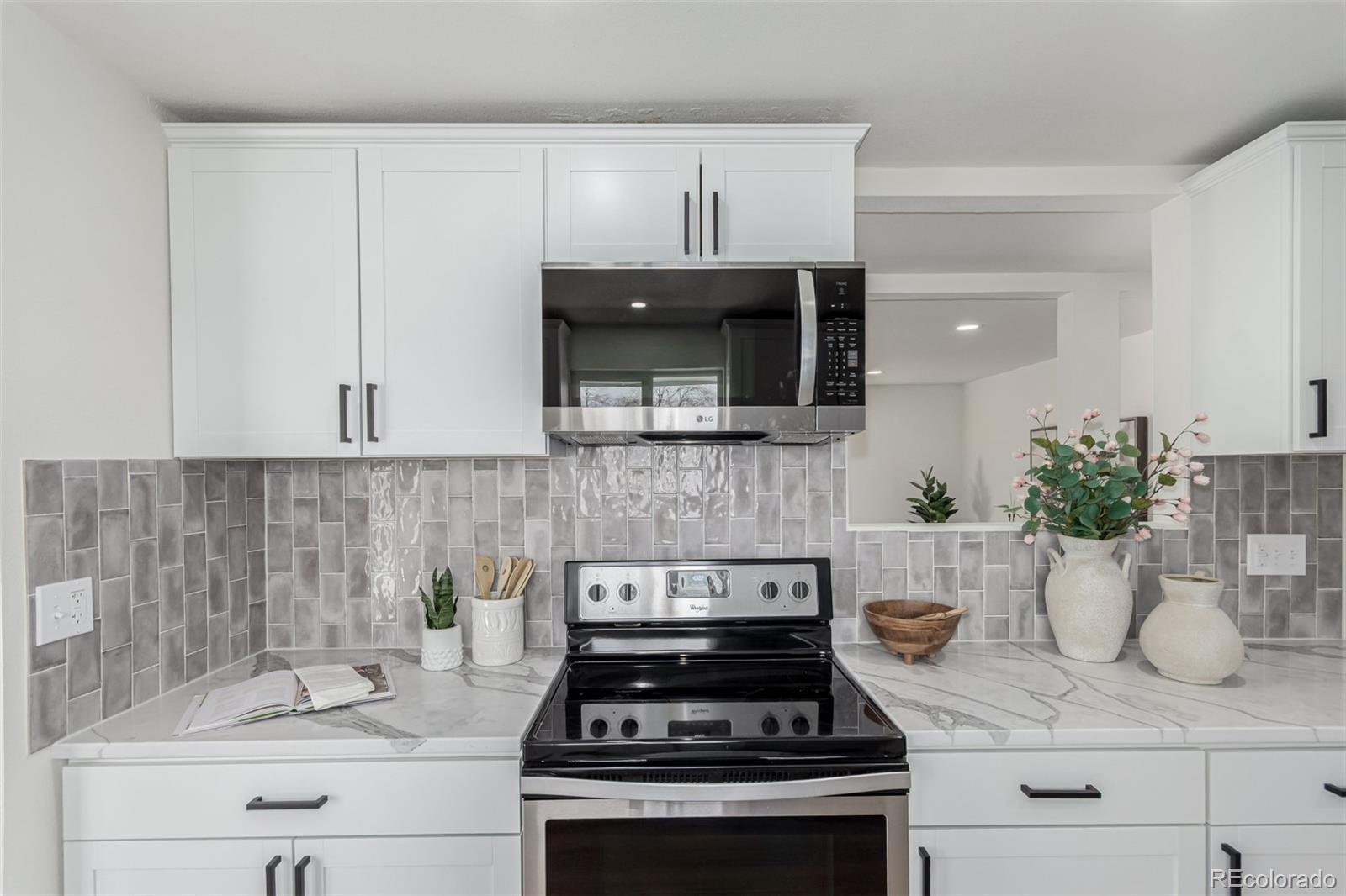 MLS Image #15 for 6699 s pennsylvania street,centennial, Colorado