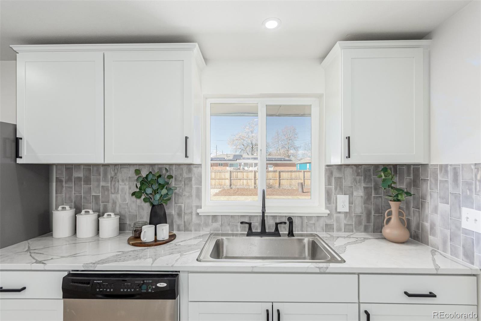 MLS Image #16 for 6699 s pennsylvania street,centennial, Colorado
