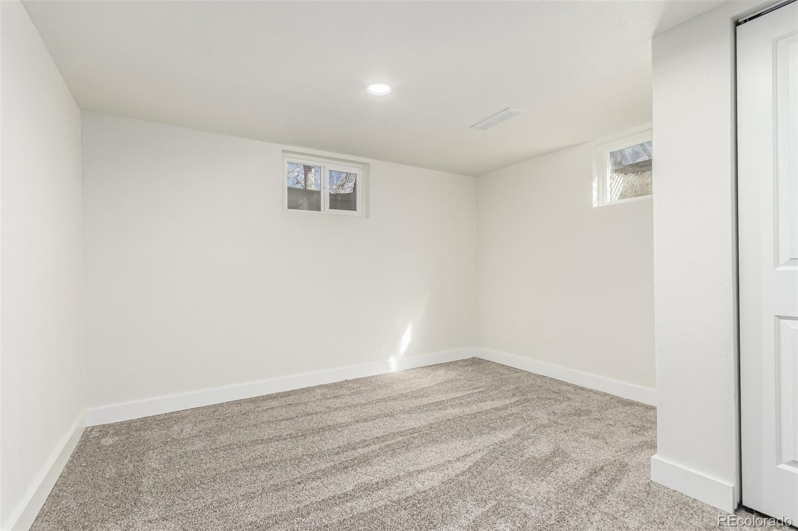 MLS Image #24 for 6699 s pennsylvania street,centennial, Colorado
