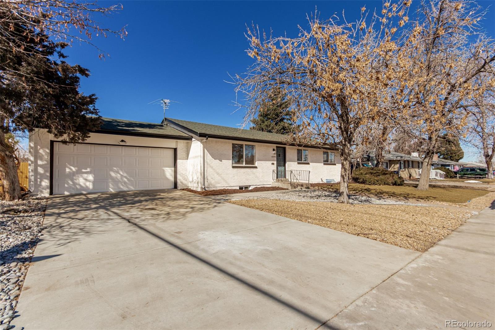 MLS Image #3 for 6699 s pennsylvania street,centennial, Colorado
