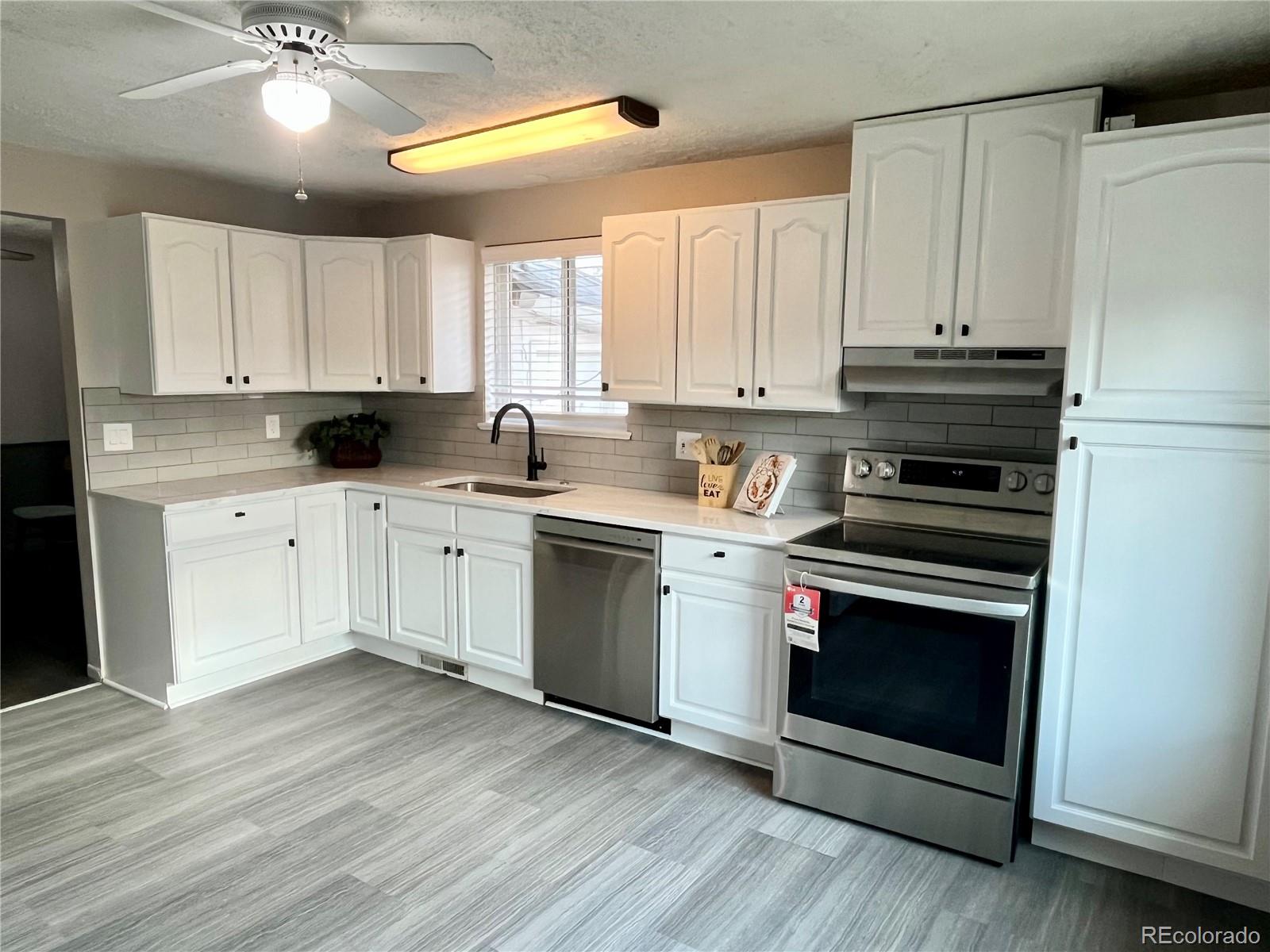 MLS Image #4 for 1088  douglas drive,denver, Colorado