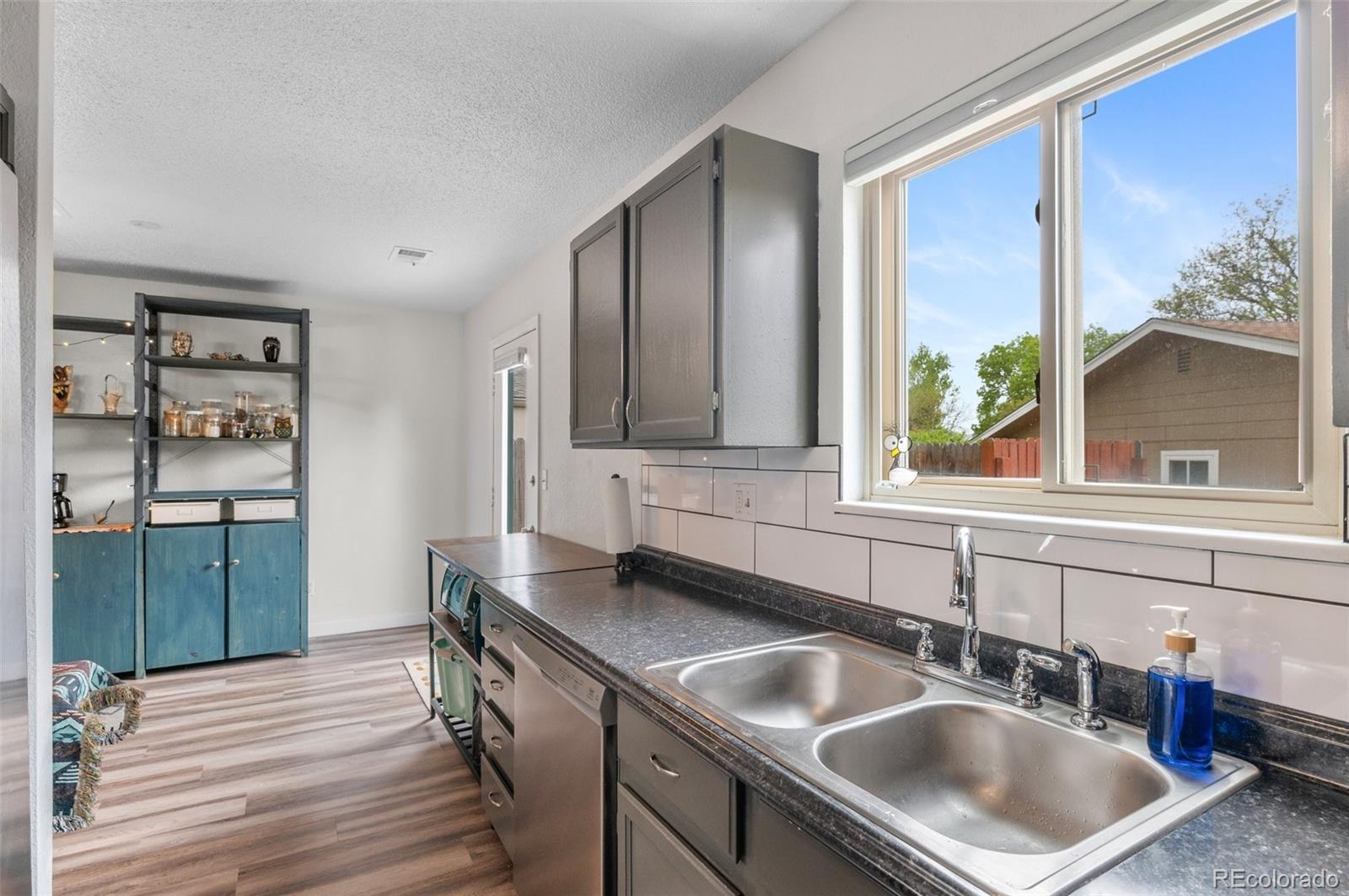 MLS Image #11 for 920  44th avenue court,greeley, Colorado