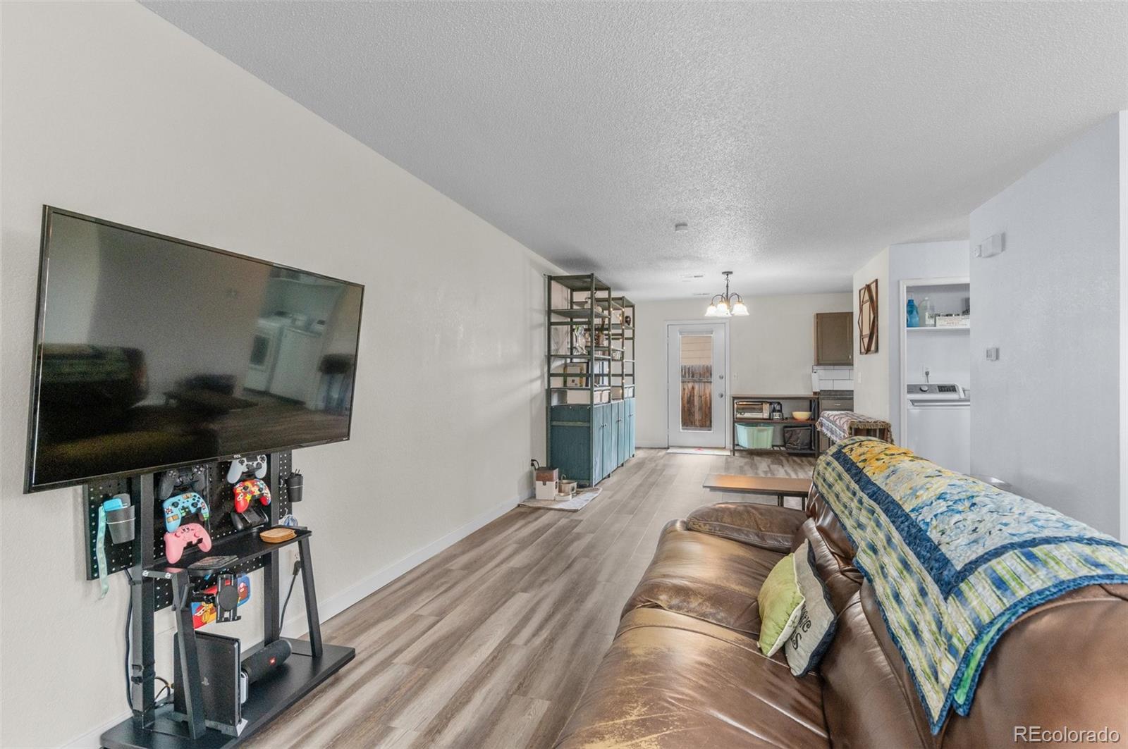 MLS Image #3 for 920  44th avenue court,greeley, Colorado