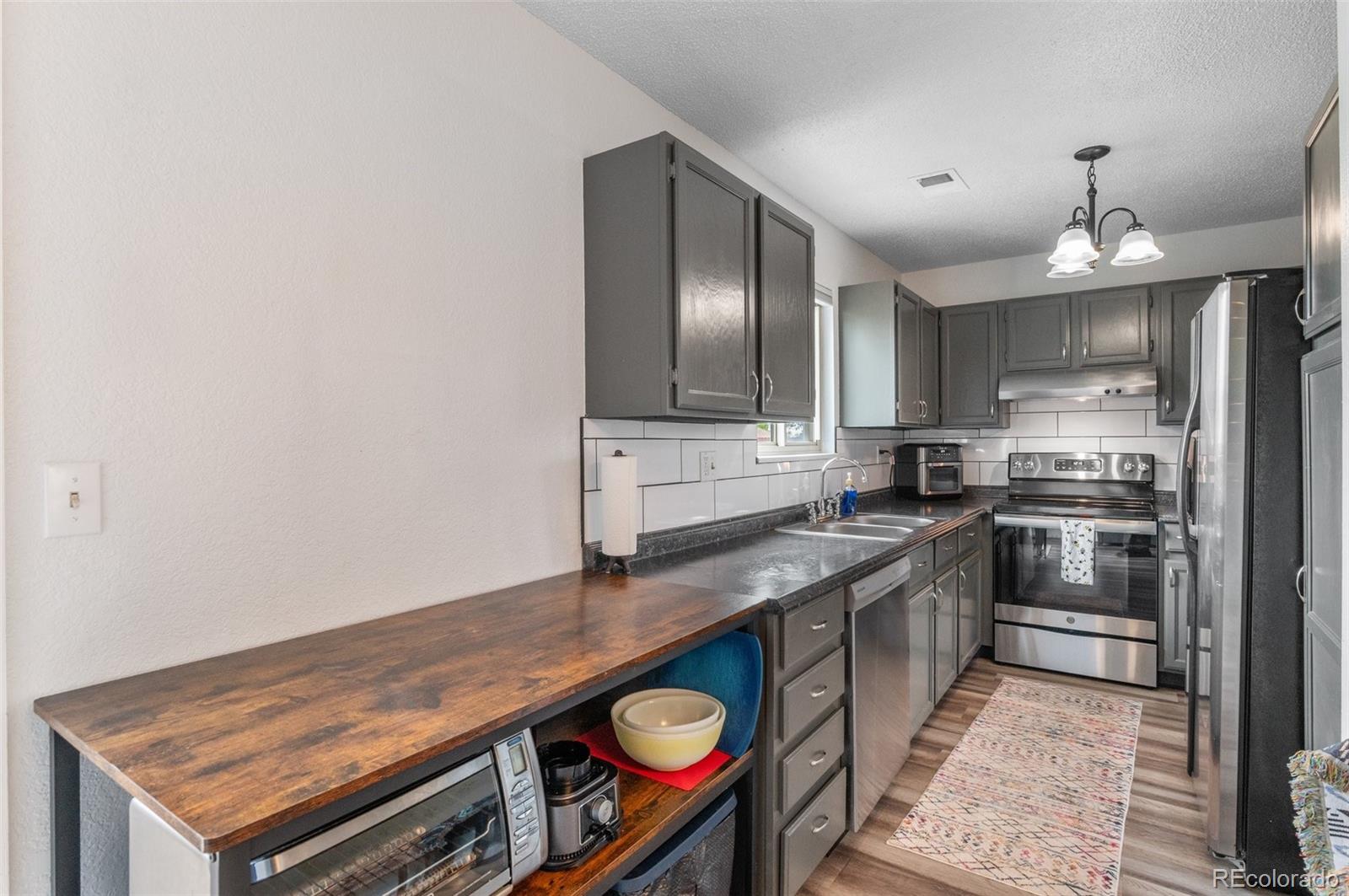 MLS Image #8 for 920  44th avenue court,greeley, Colorado