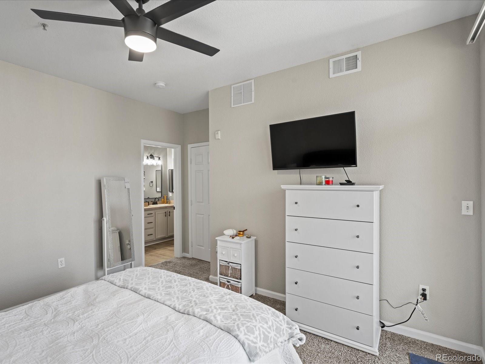 MLS Image #19 for 5726 n genoa way,aurora, Colorado