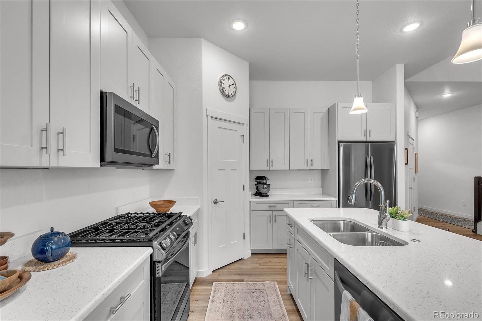 MLS Image #6 for 5714  villa lorenzo drive,colorado springs, Colorado