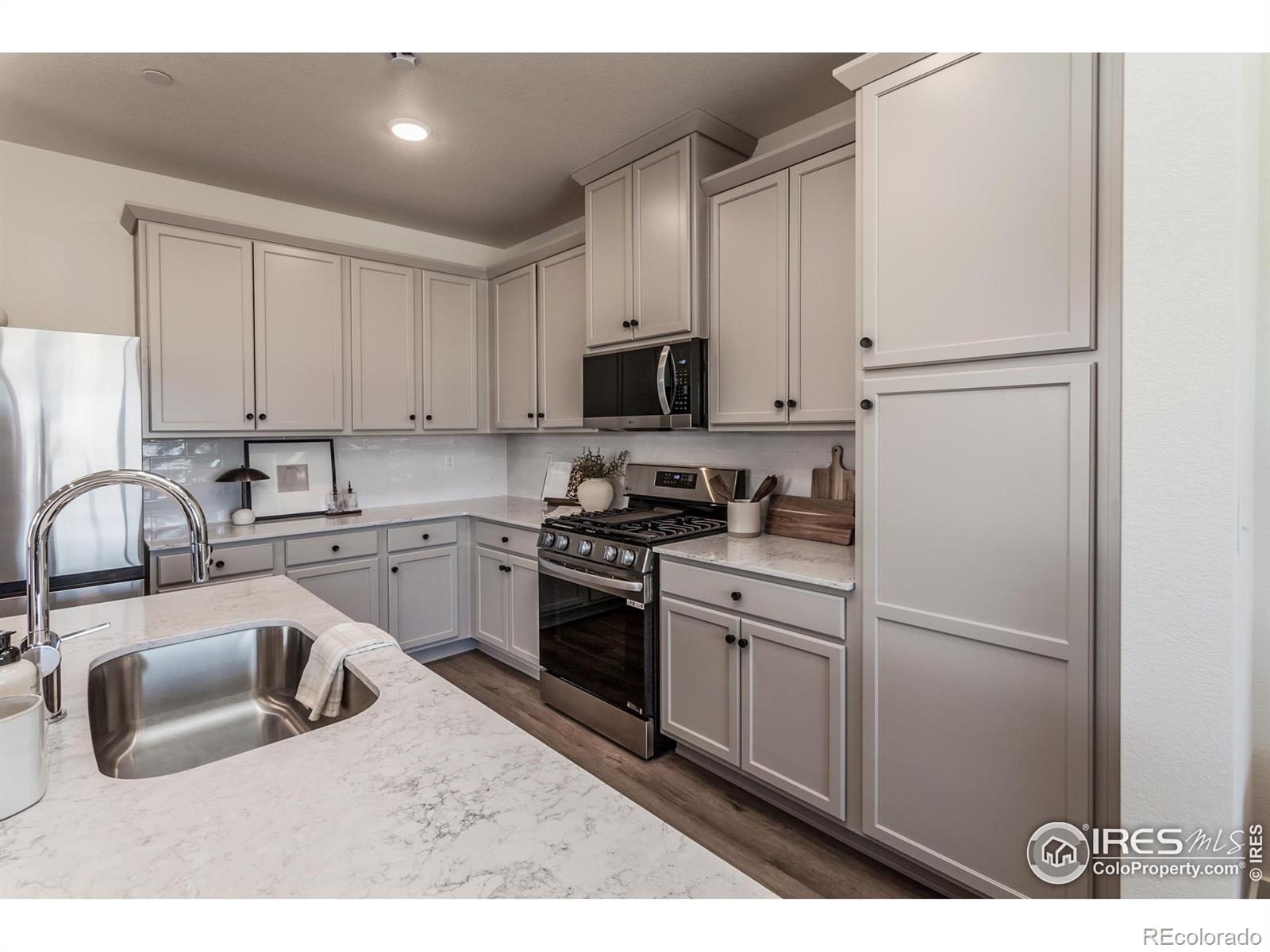 MLS Image #9 for 4901  autumn leaf drive,timnath, Colorado