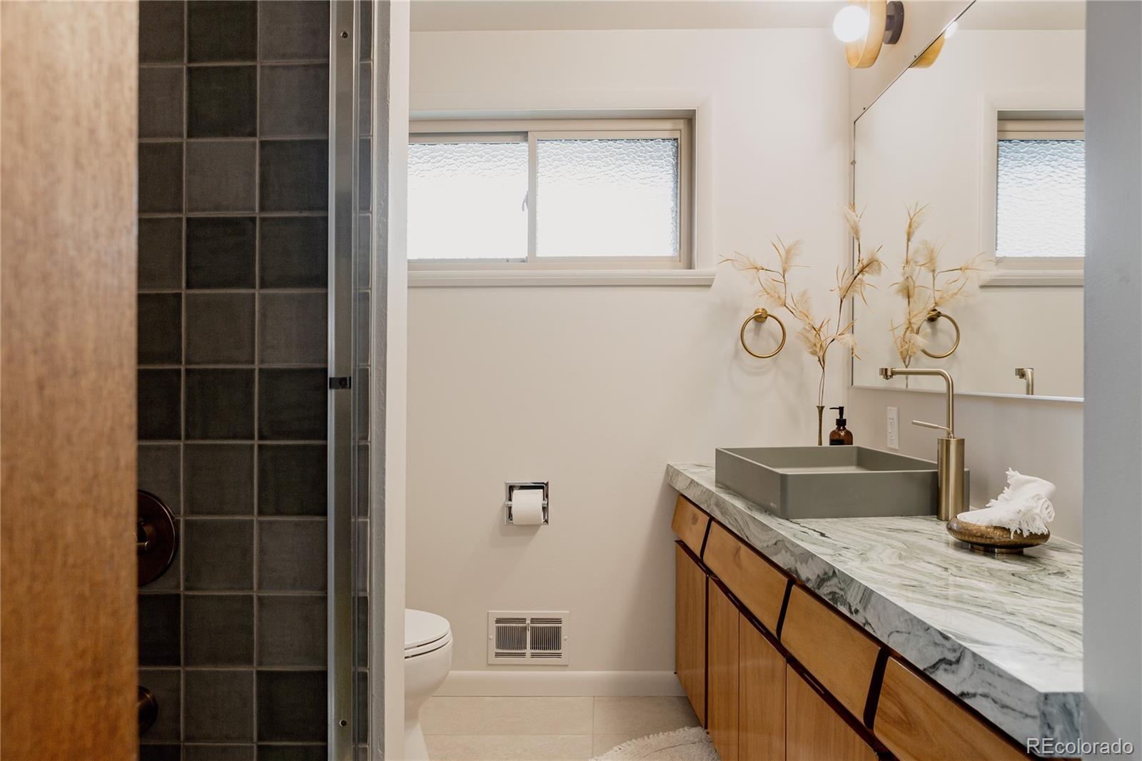 MLS Image #20 for 6530 w 26th avenue,edgewater, Colorado