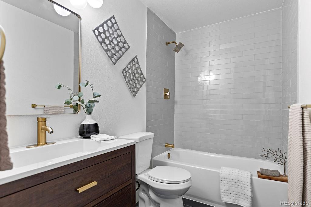 MLS Image #12 for 5667 s lowell boulevard,littleton, Colorado