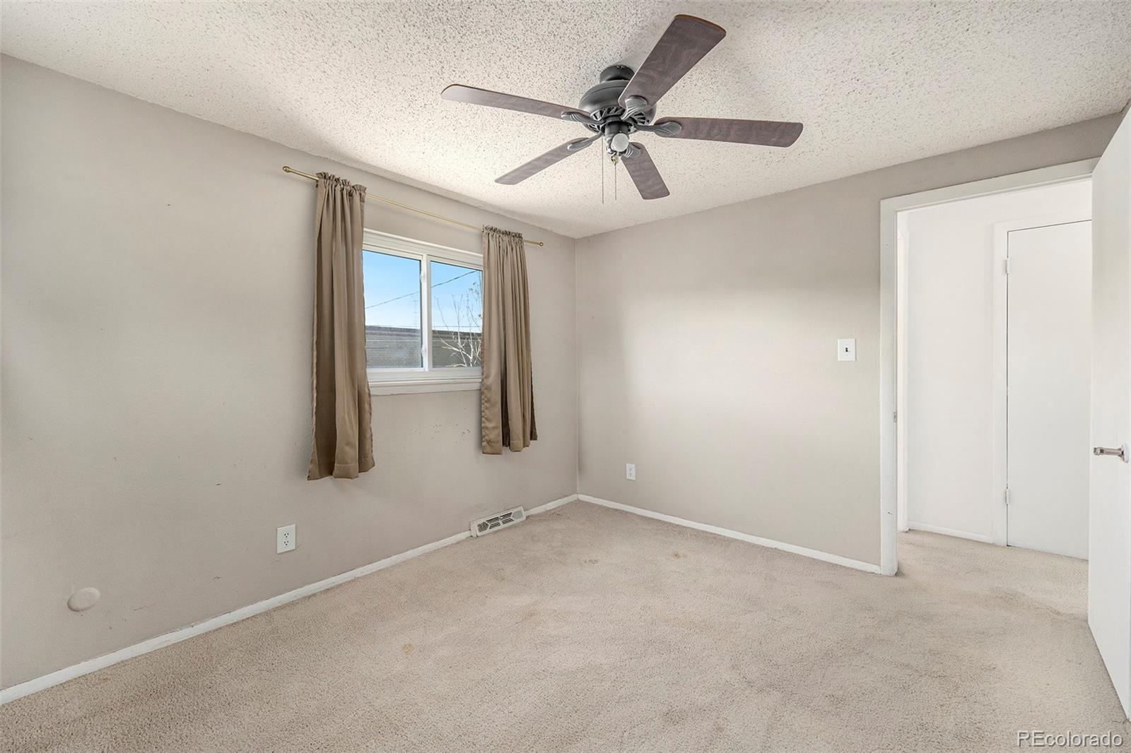 MLS Image #12 for 3065  zion street,aurora, Colorado