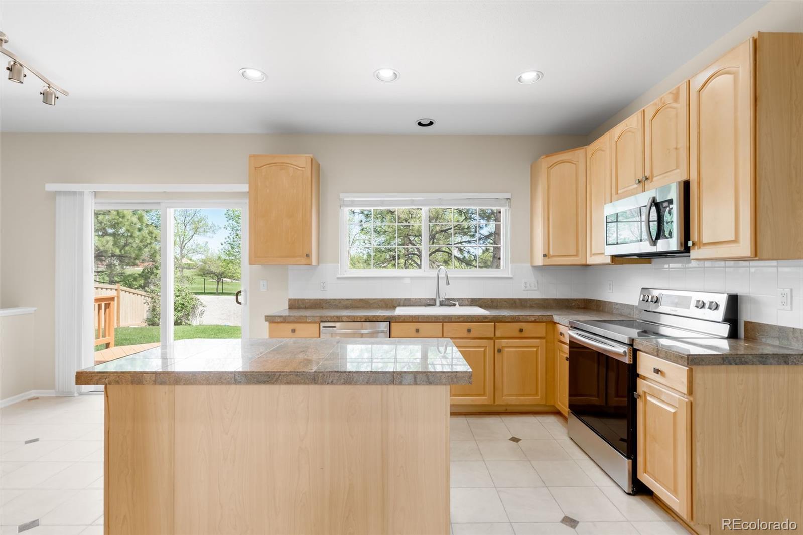 MLS Image #11 for 5674 s ingalls street,littleton, Colorado