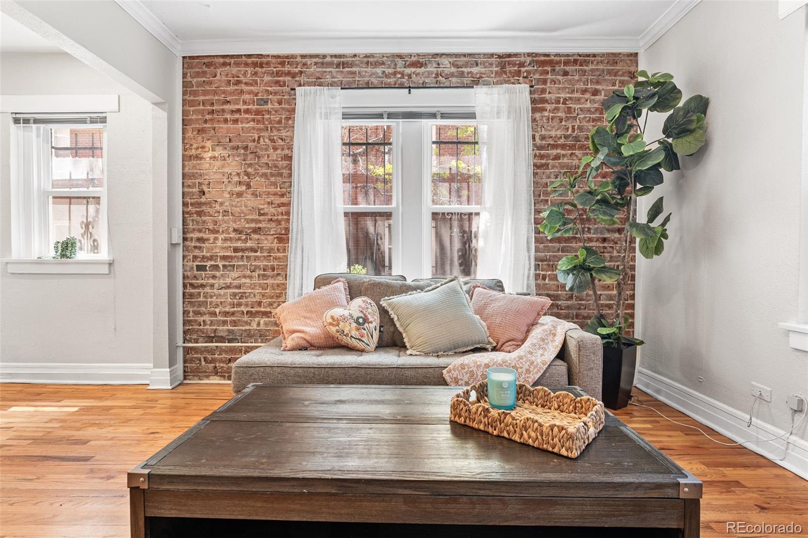 MLS Image #4 for 1351 n washington street,denver, Colorado